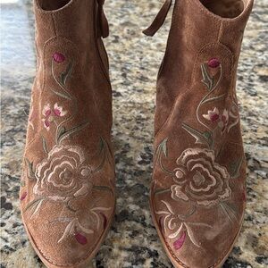 Embroidered Brown Ankle Boots